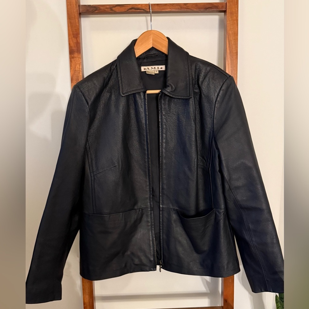 VINTAGE AMI Short Leather Jacket sz SMALL